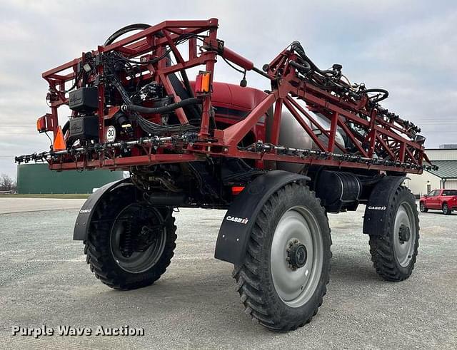 Image of Case IH Patriot 3340 equipment image 4