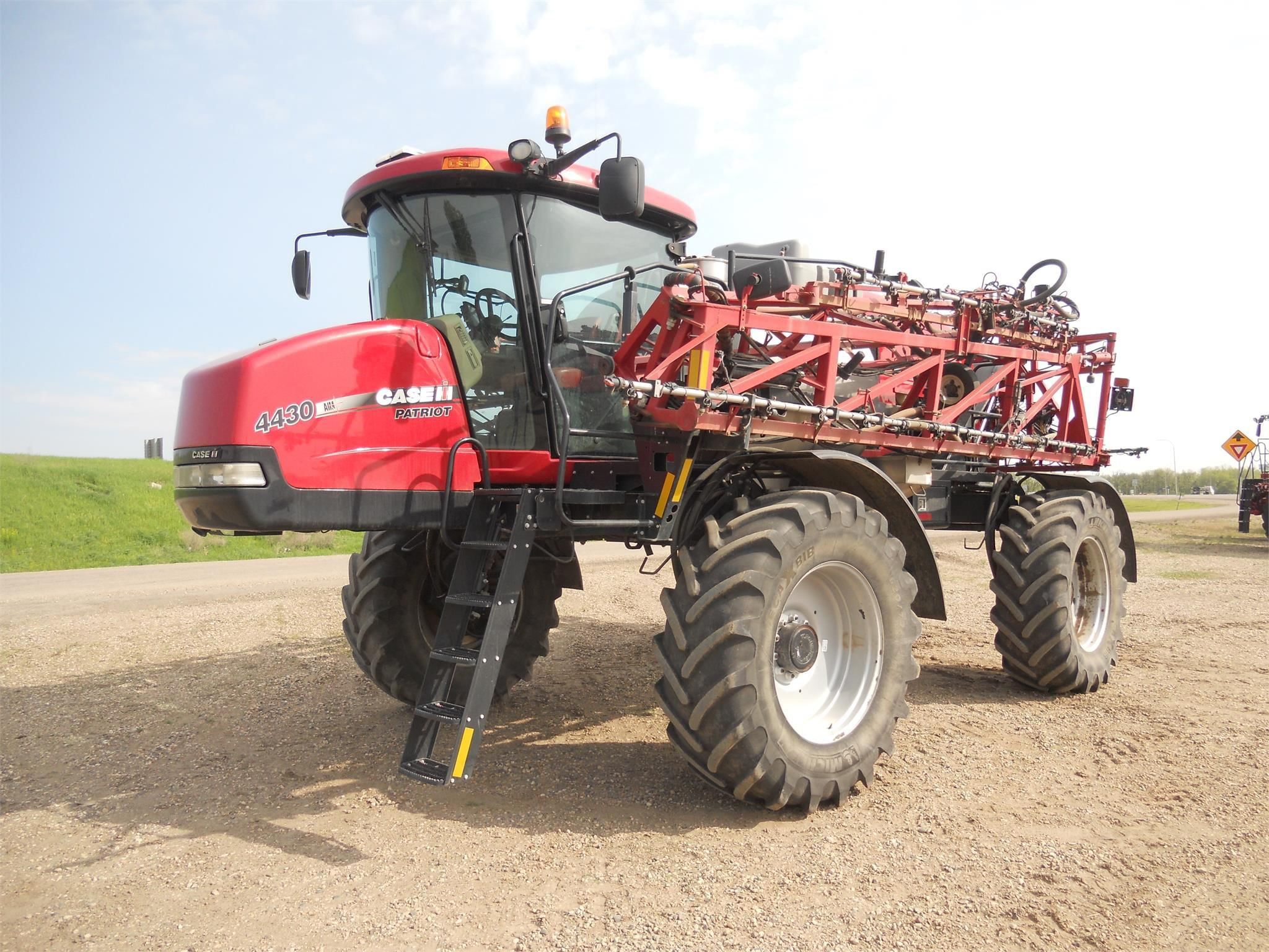 2014 Case IH Patriot 4430 Equipment Image0