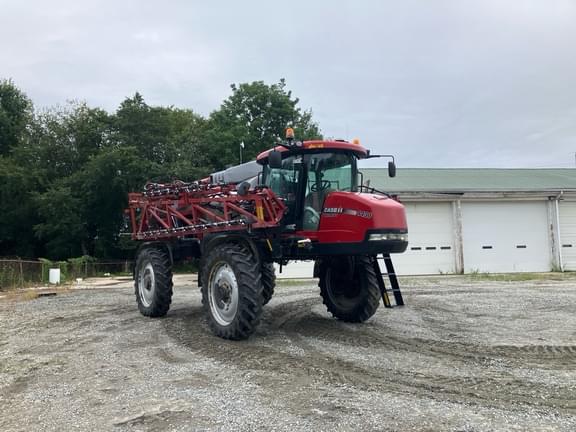Image of Case IH Patriot 4430 equipment image 1