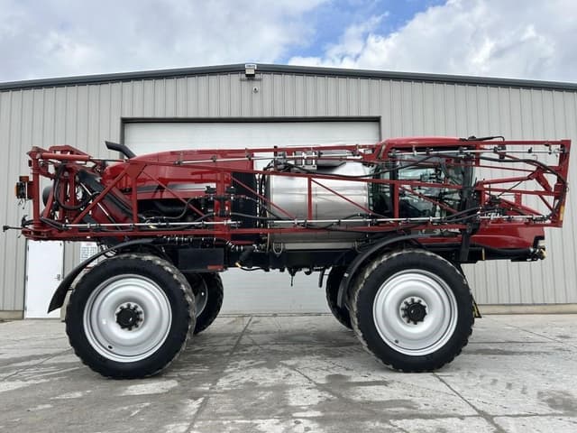 Image of Case IH Patriot 4430 equipment image 3