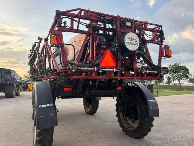 Image of Case IH Patriot 4430 equipment image 3