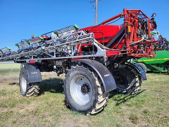Image of Case IH Patriot 4430 equipment image 3