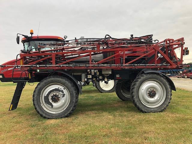 Image of Case IH Patriot 4430 equipment image 3