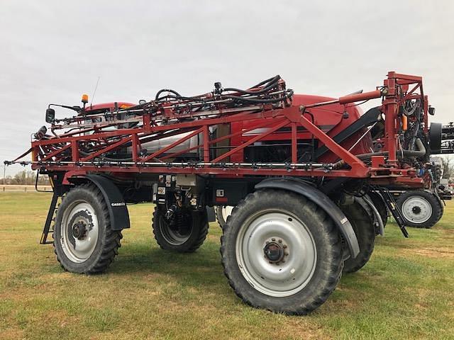 Image of Case IH Patriot 4430 equipment image 2