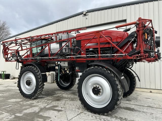 Image of Case IH Patriot 4430 equipment image 4