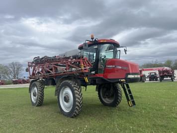Main image Case IH Patriot 4430