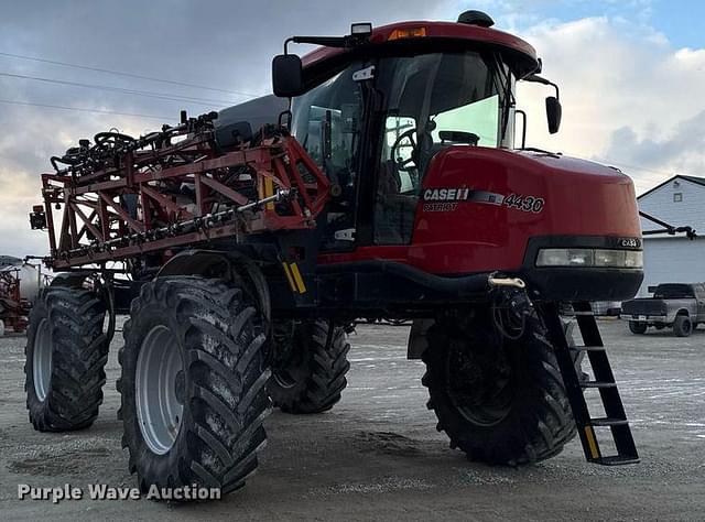 Image of Case IH Patriot 4430 equipment image 2