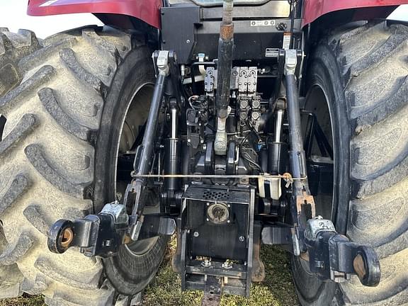 Image of Case IH Puma 185 equipment image 4