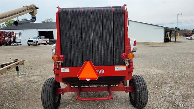 Image of Case IH RB444 equipment image 3