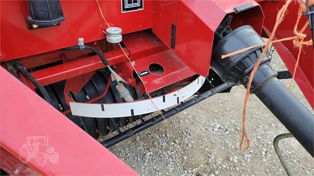 Image of Case IH RB444 equipment image 4