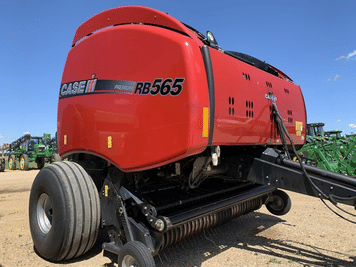 Main image Case IH RB565