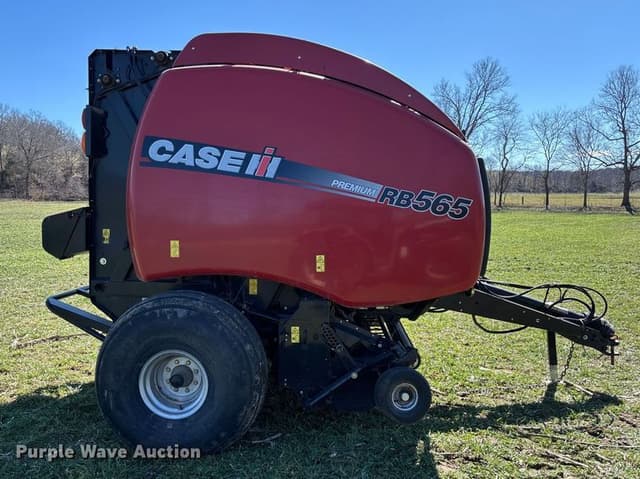 Image of Case IH RB565 equipment image 3