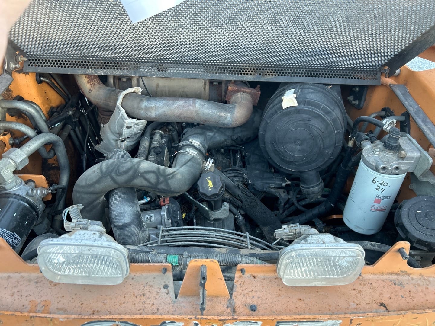 2014 Case SR210 Equipment Image0