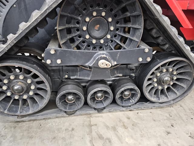 Image of Case IH Steiger 550 Quadtrac equipment image 3