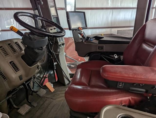 Image of Case IH Steiger 620 Quadtrac equipment image 2