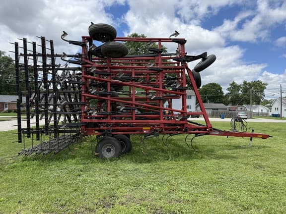 Image of Case IH Tigermate 200 equipment image 4
