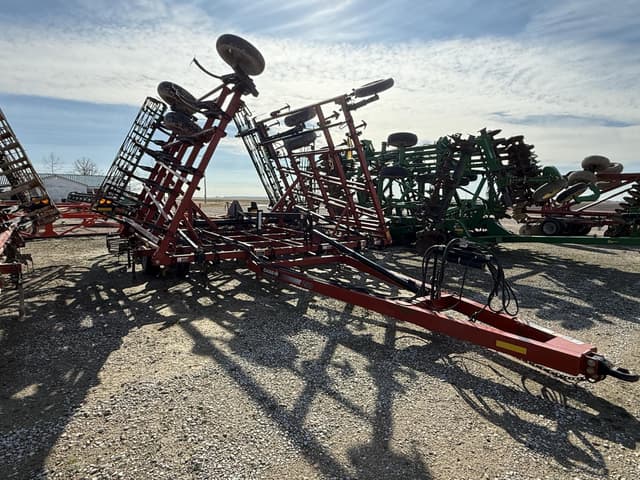 Image of Case IH Tigermate 200 equipment image 2