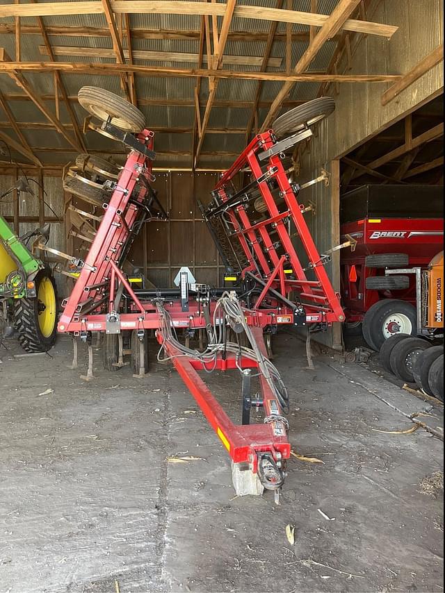 Image of Case IH Tigermate 200 equipment image 2