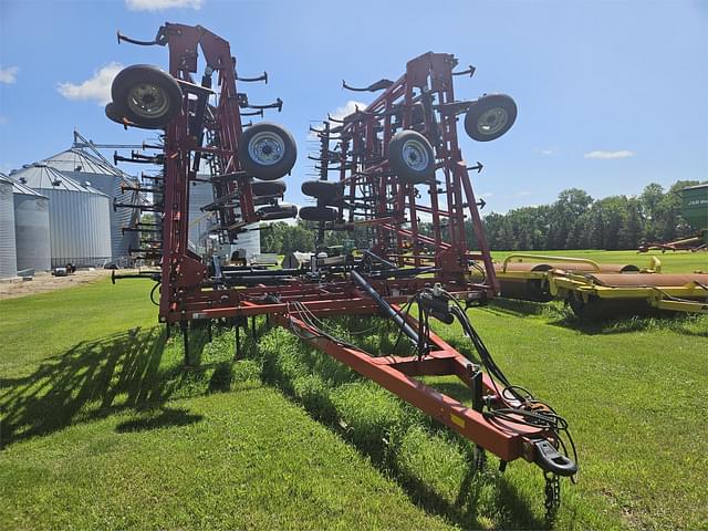 Image of Case IH Tigermate 200 equipment image 2