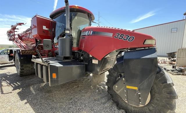 Image of Case IH Titan 3530 equipment image 4