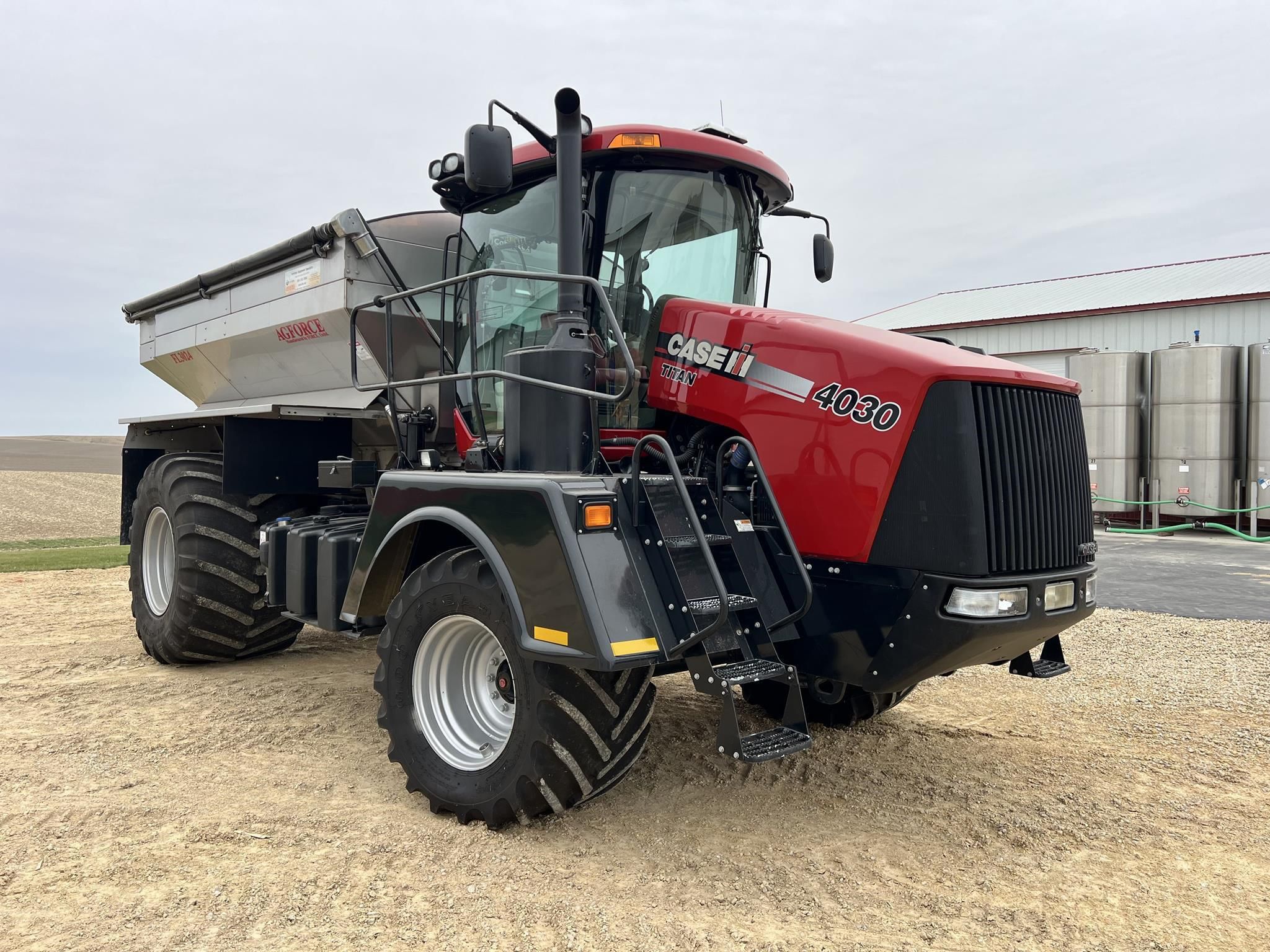 Main image Case IH Titan 4030