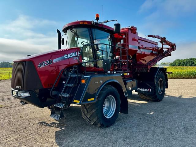 Image of Case IH Titan 4530 equipment image 2