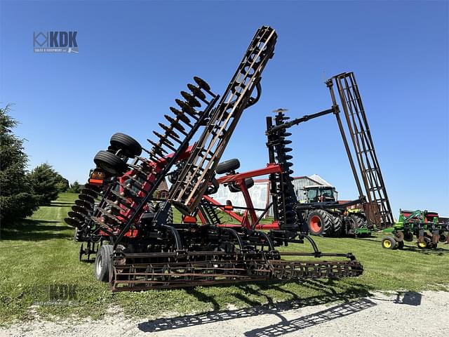 Image of Case IH 330 Turbo Till equipment image 4