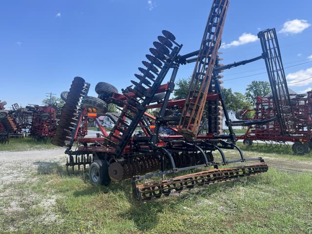 Image of Case IH 330 Turbo Till equipment image 4