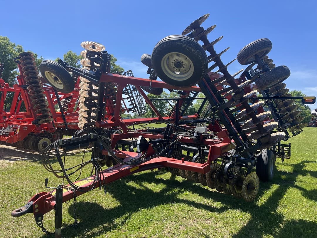 Image of Case IH 335VT Primary image