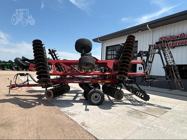 Image of Case IH 335VT equipment image 1