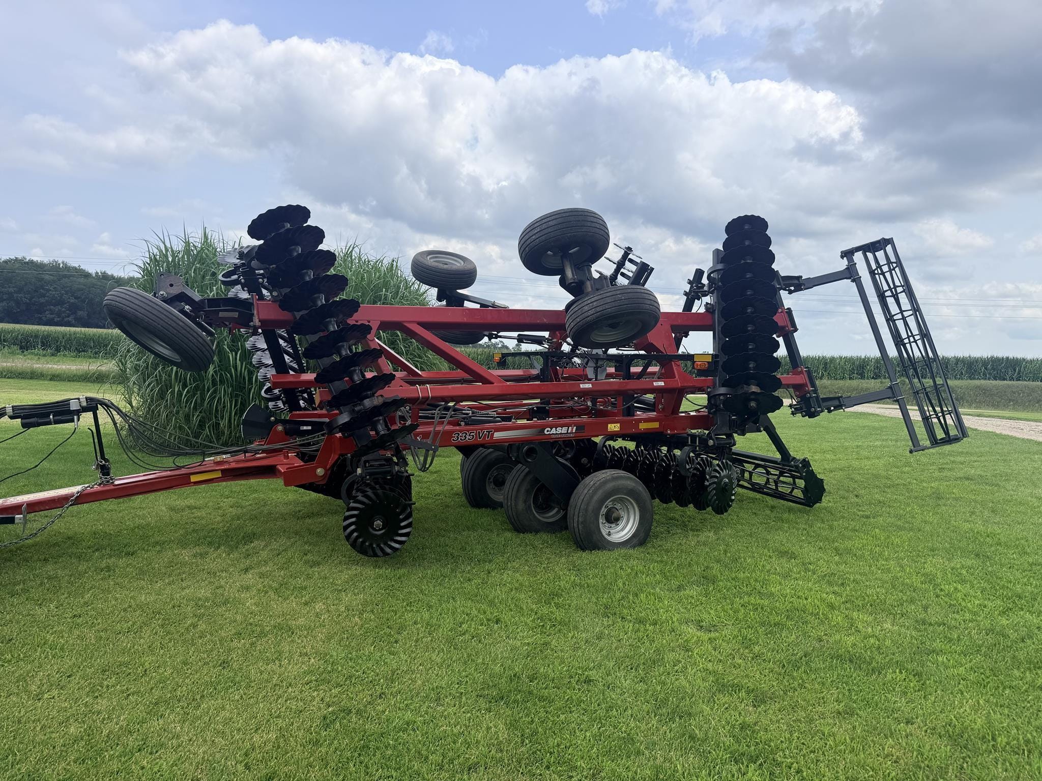 2014 Case IH 335VT Equipment Image0