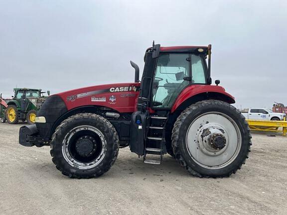 Image of Case IH Magnum 250 equipment image 1