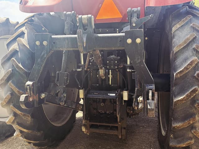 Image of Case IH Magnum 310 equipment image 2