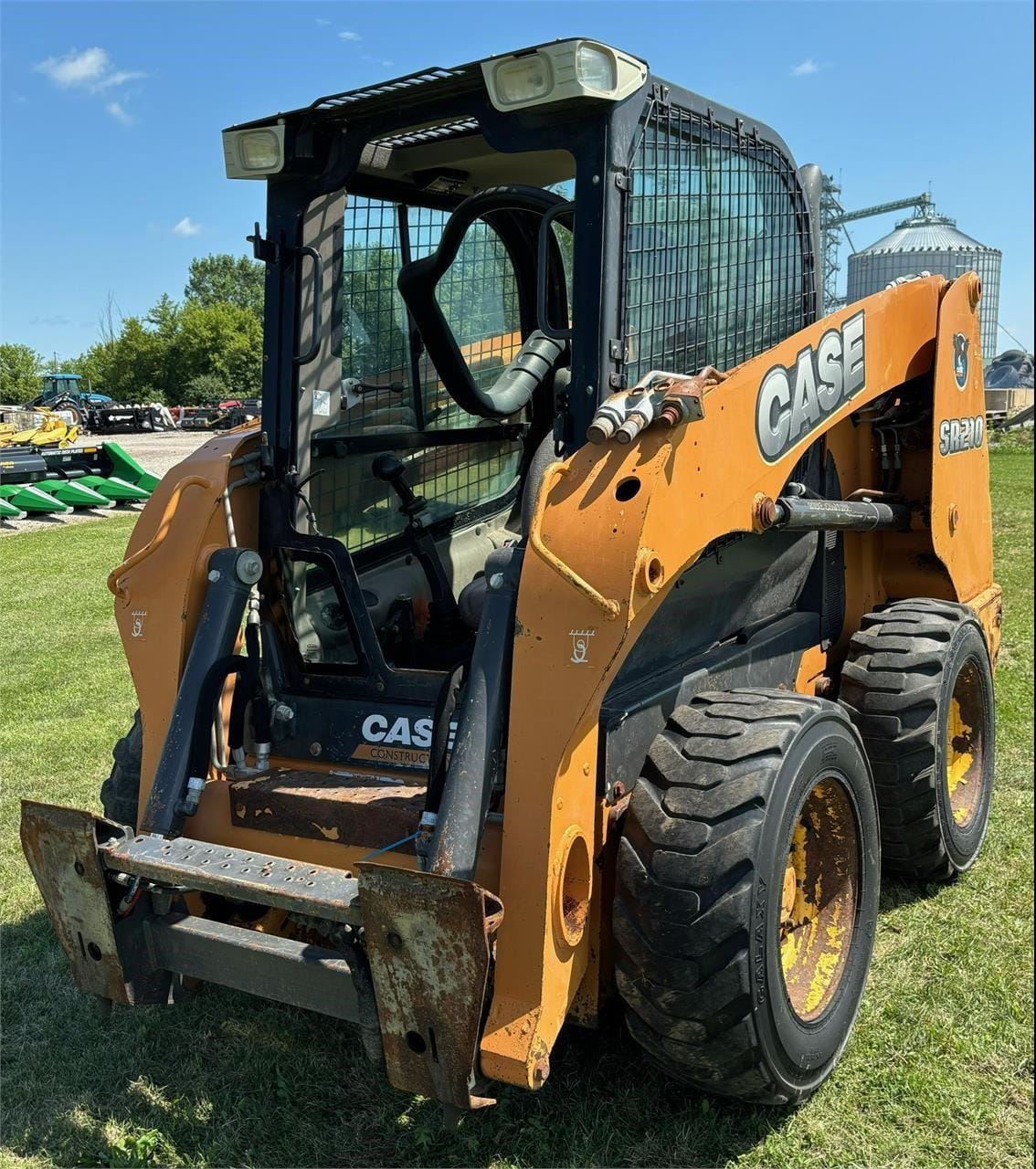 2014 Case SR210 Equipment Image0