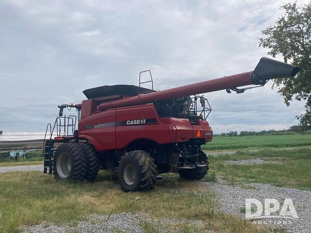 Image of Case IH 8230 equipment image 3