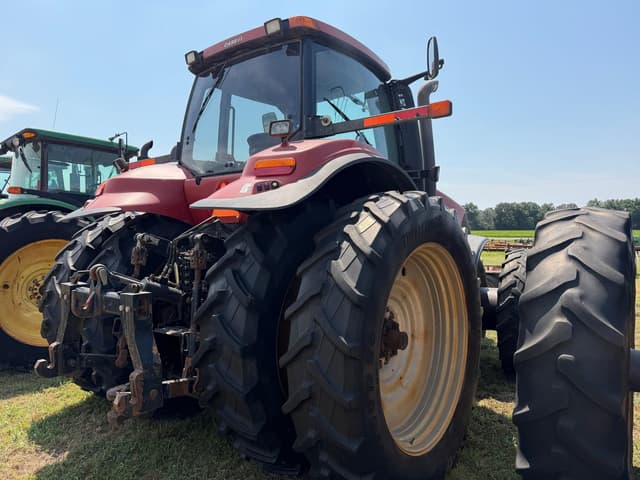 Image of Case IH Magnum 315 equipment image 2
