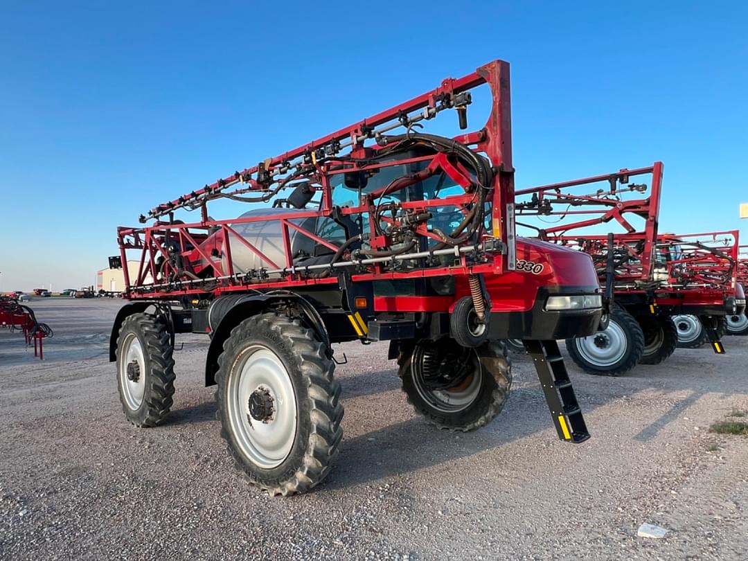 Image of Case IH 3330 Patriot Primary Image