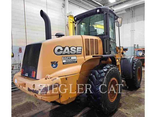 Image of Case 621F equipment image 2