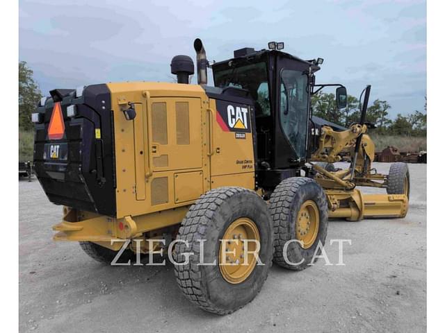 Image of Caterpillar 12M2 equipment image 3