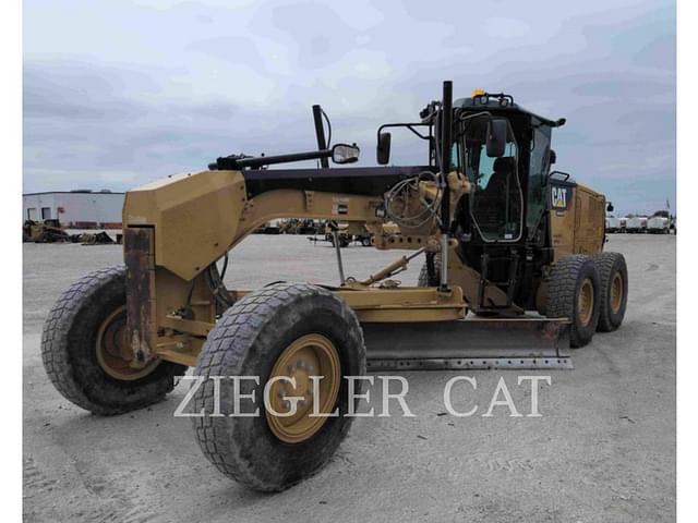 Image of Caterpillar 12M2 equipment image 1