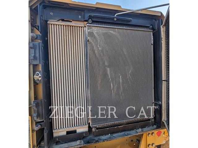 Image of Caterpillar 140M2 equipment image 2