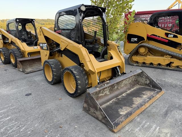 Image of Caterpillar 236D equipment image 3