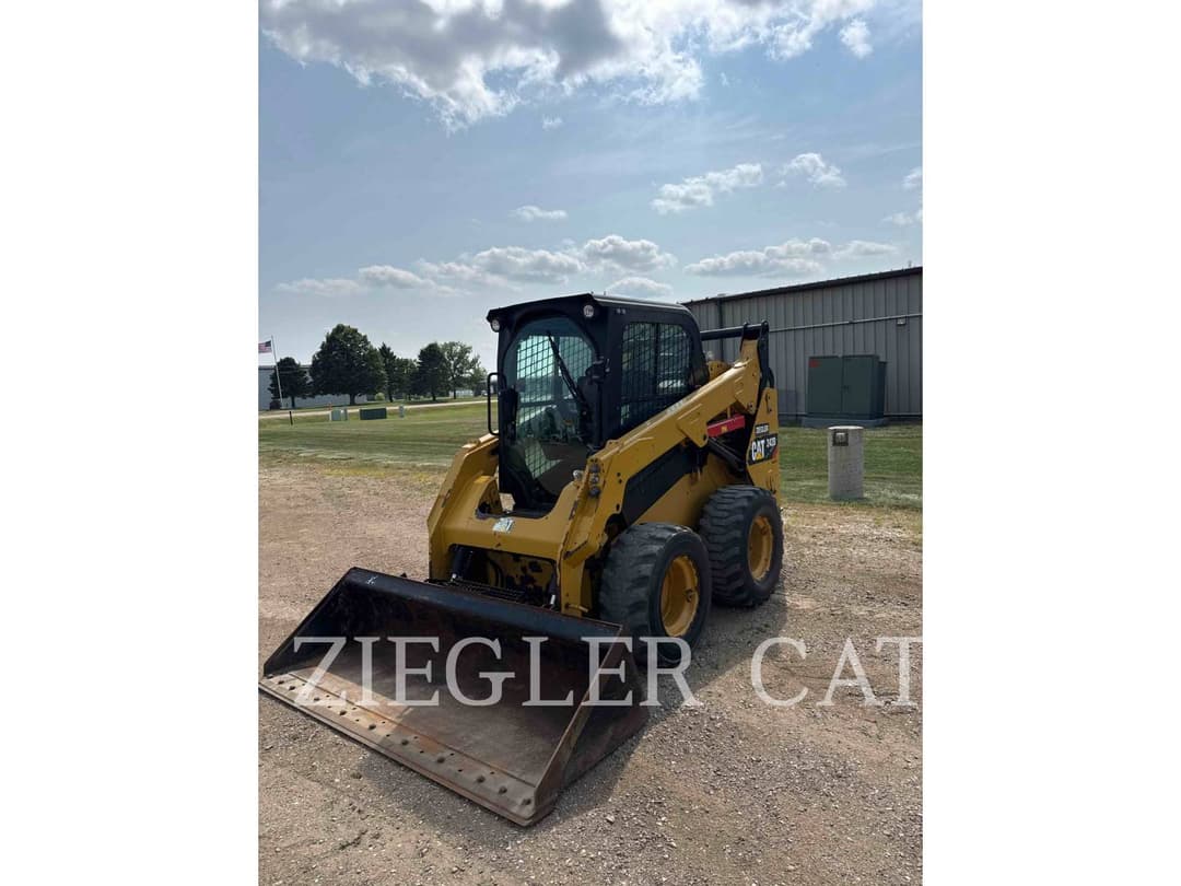 Image of Caterpillar 242D Primary image