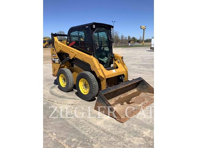 Image of Caterpillar 242D equipment image 4