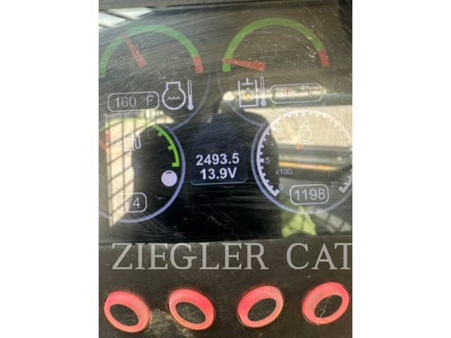 Image of Caterpillar 257D equipment image 4