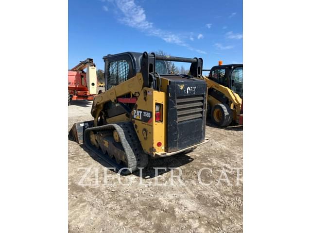Image of Caterpillar 259D equipment image 3