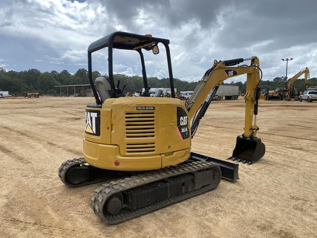 Image of Caterpillar 303.5E CR equipment image 2
