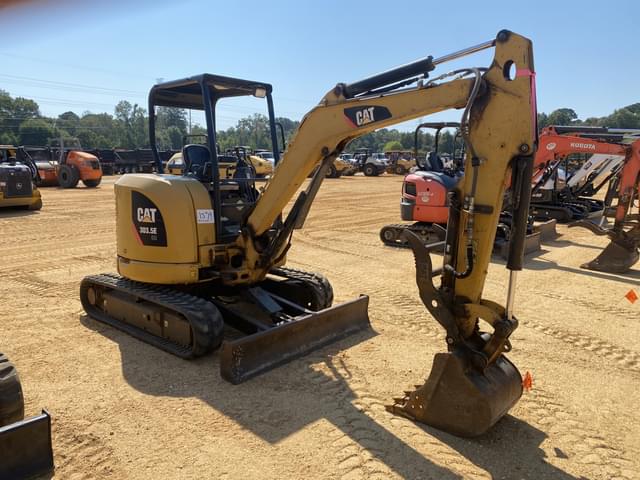Image of Caterpillar 303.5E CR equipment image 3