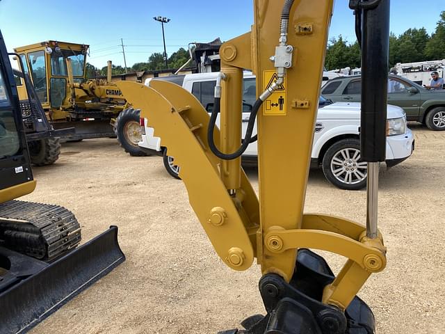 Image of Caterpillar 305.5ECR equipment image 4