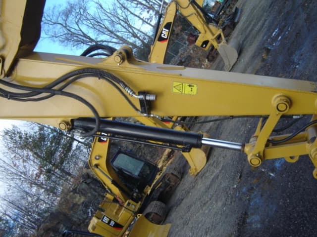 Image of Caterpillar 308E2CR equipment image 4